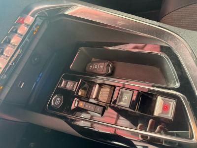 3008 ALLURE 1.5 BLUEHDI 130 EAT8