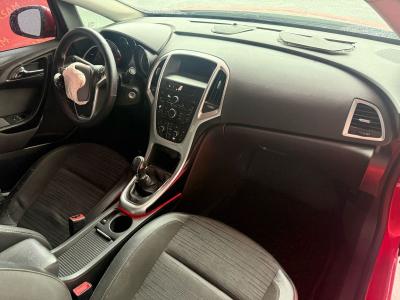 ASTRA SEDAN 1.4 140 SPORT