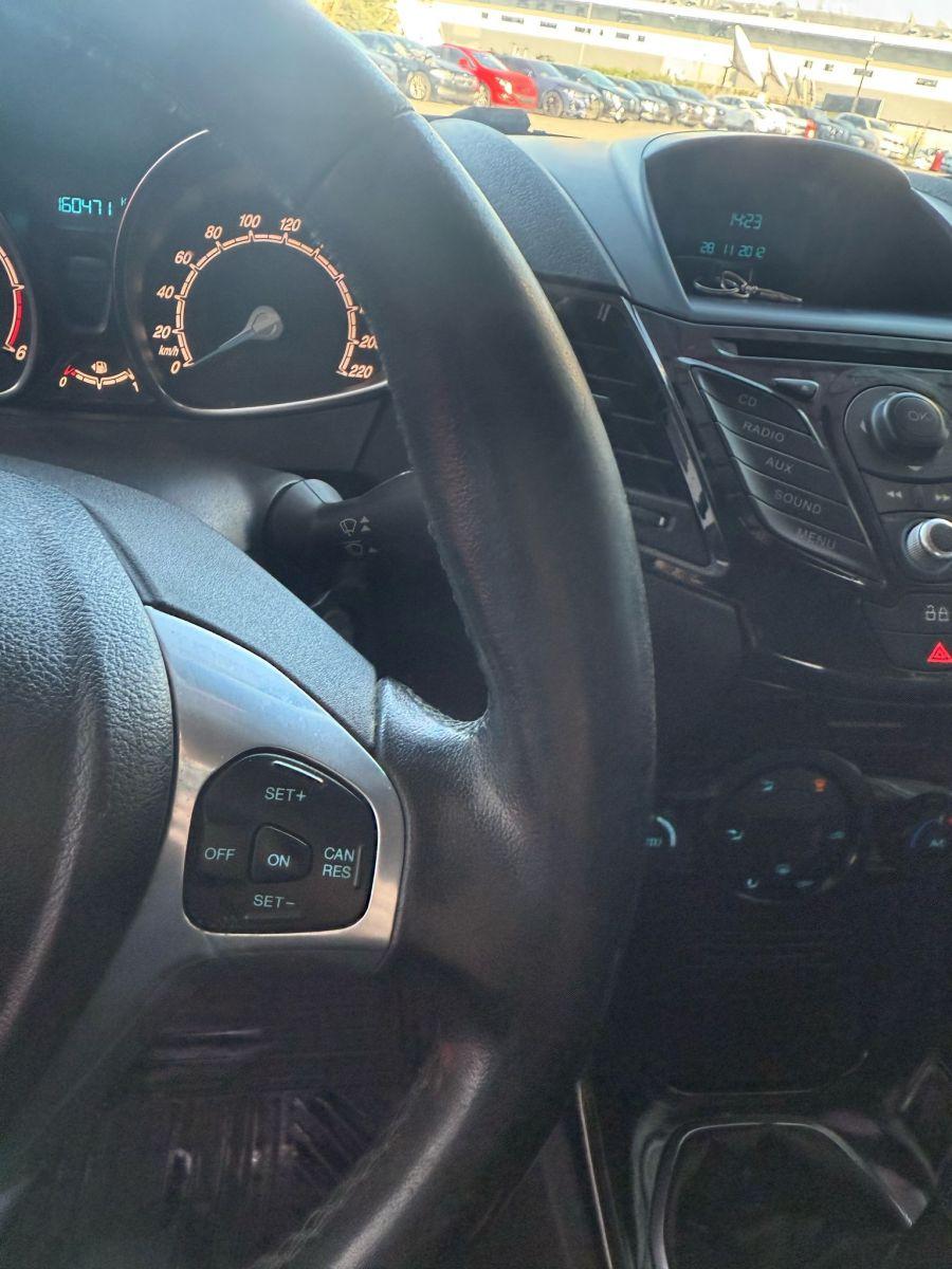 FIESTA TITANIUM 5K 1.5 TDCI 75