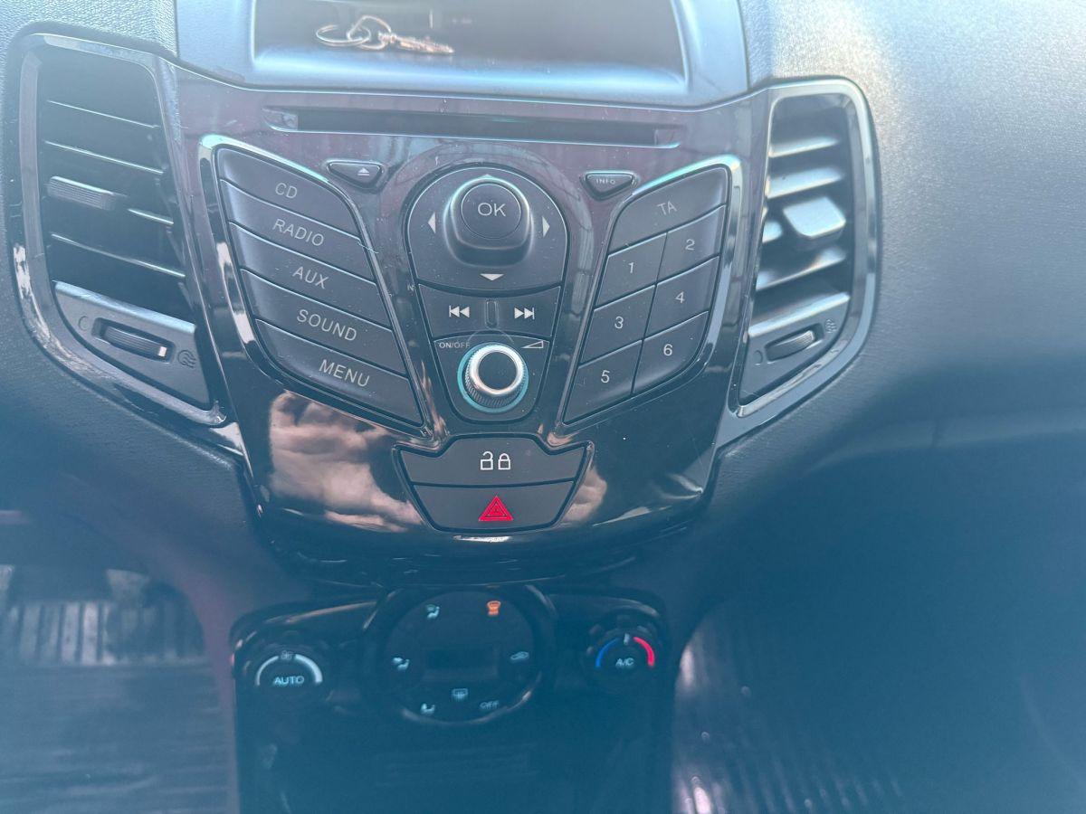 FIESTA TITANIUM 5K 1.5 TDCI 75