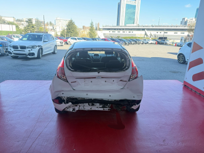 FIESTA TITANIUM 5K 1.5 TDCI 75