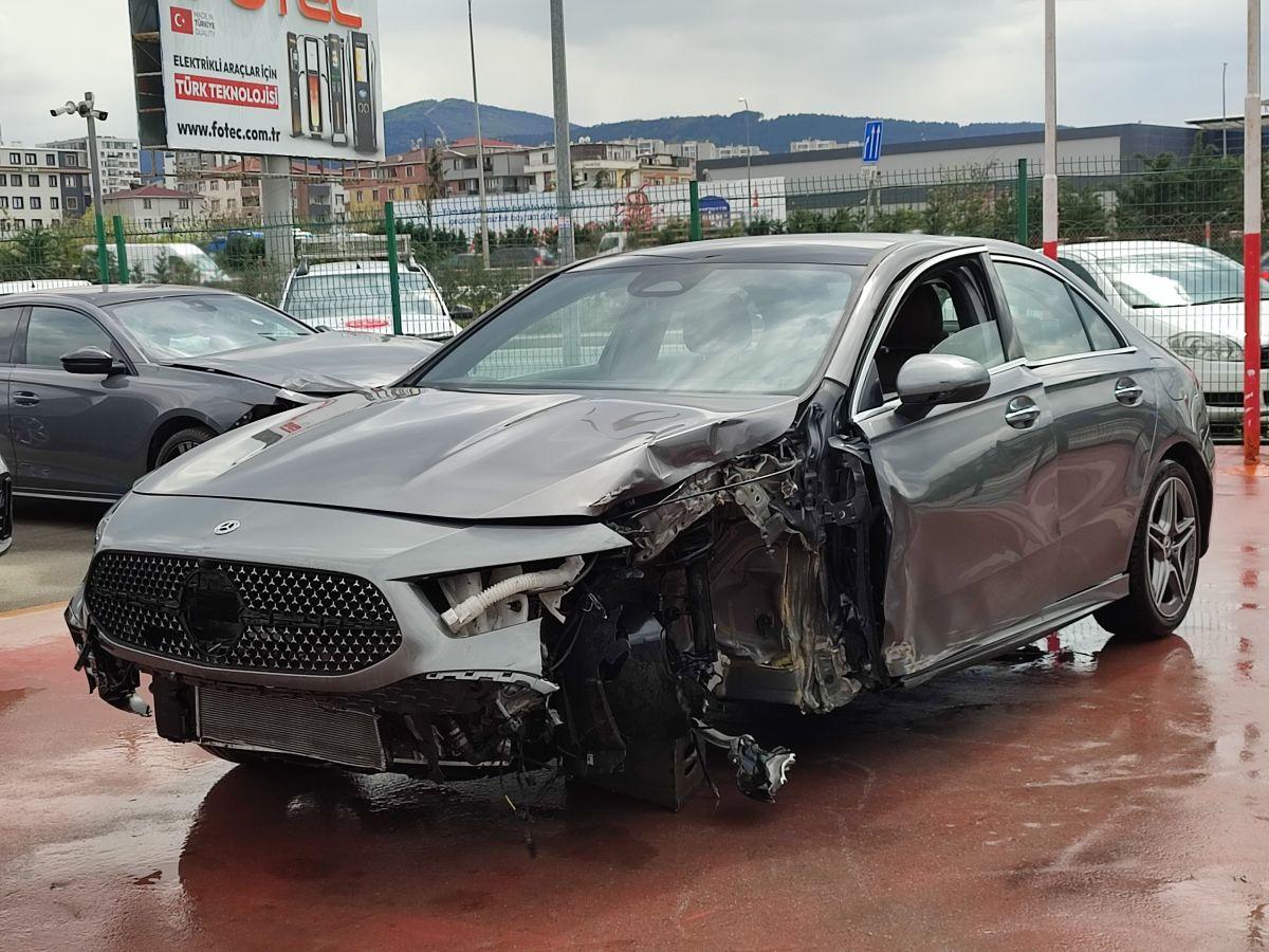 A 200 SEDAN FL 1.33 (163) 7G-DCT AMG