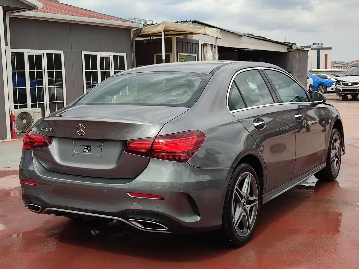 A 200 SEDAN FL 1.33 (163) 7G-DCT AMG