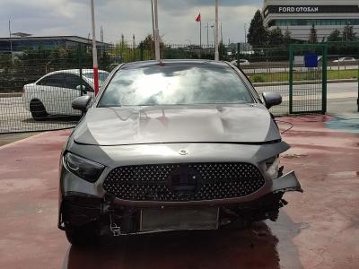 A 200 SEDAN FL 1.33 (163) 7G-DCT AMG