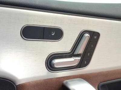 A 200 SEDAN FL 1.33 (163) 7G-DCT AMG