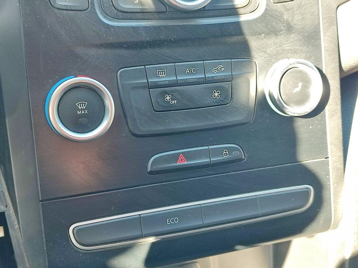 MEGANE SEDAN JOY 1.6 16V 115