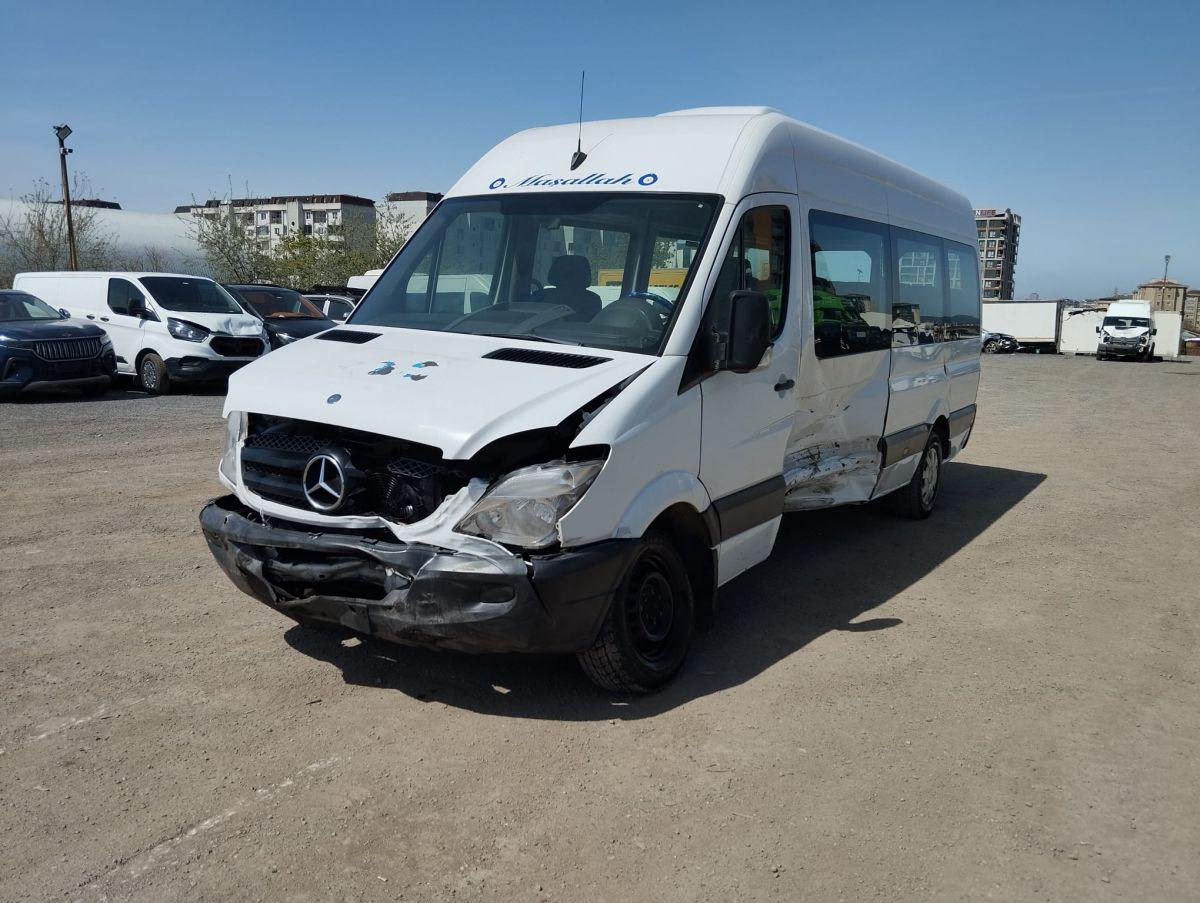 SPRINTER 316 CDI MINIBUS 14+1 SB314AC FL