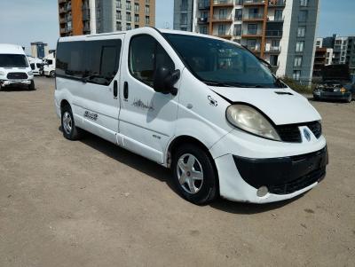 TRAFIC VAN GRAND CONFORT 5+1