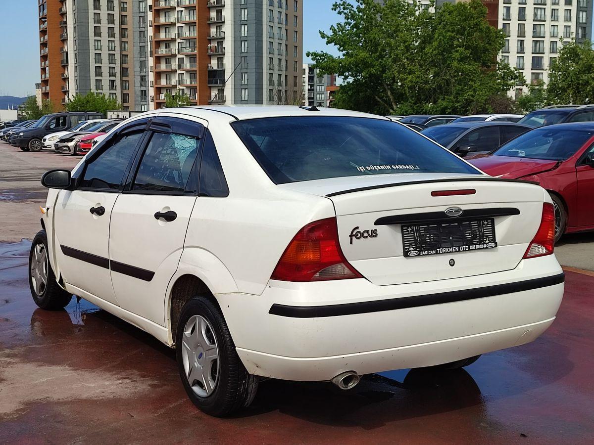 FOCUS 1.6i COMFORT HB