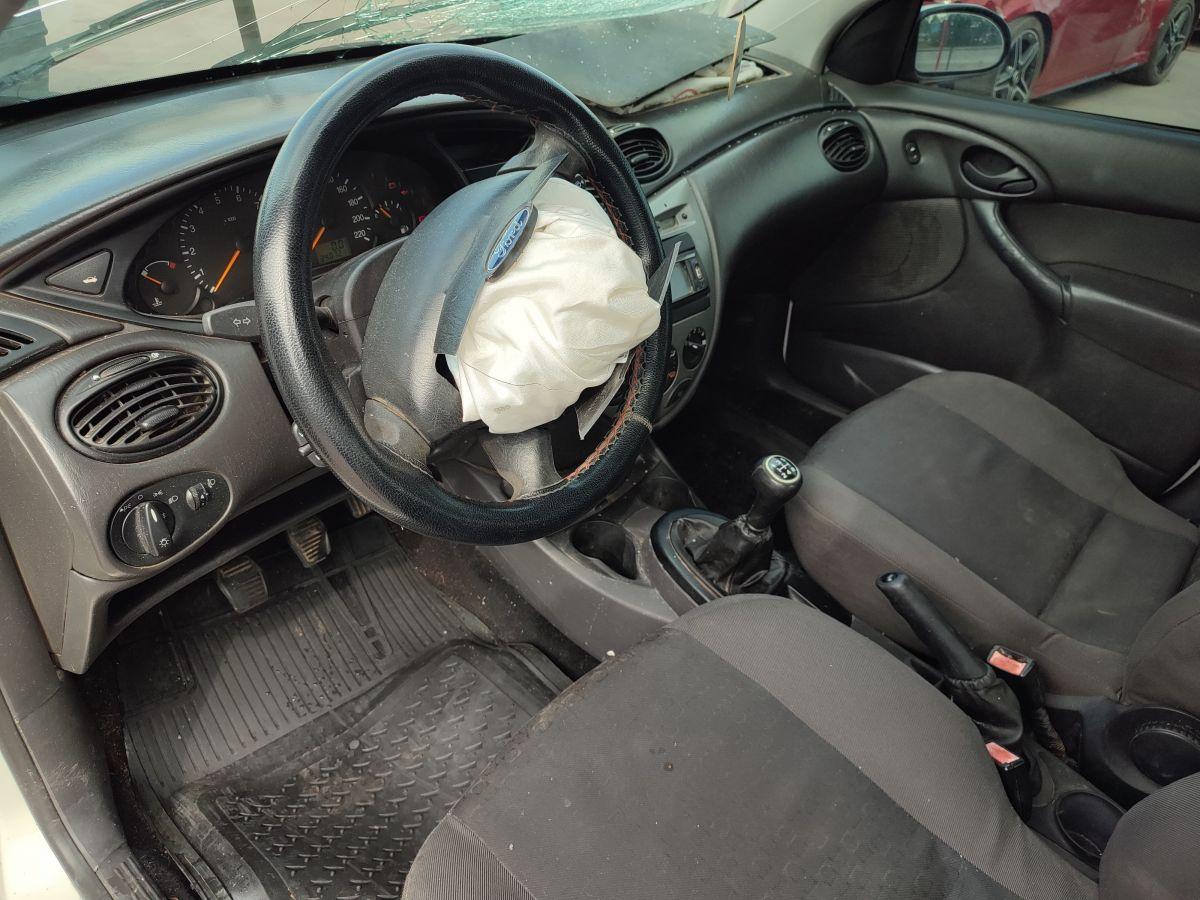 FOCUS 1.6i COMFORT HB