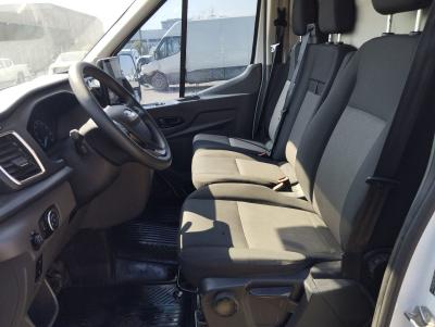 TRANSIT 350L VAN BEV 135KW TREND AT