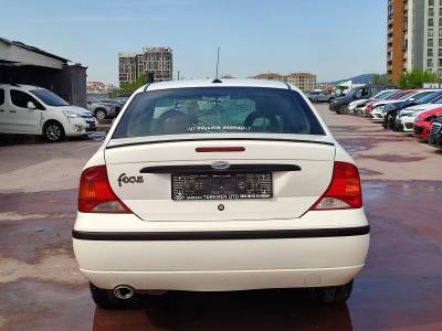 FOCUS 1.6i COMFORT HB