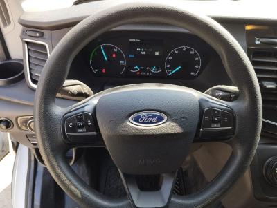 TRANSIT 350L VAN BEV 135KW TREND AT