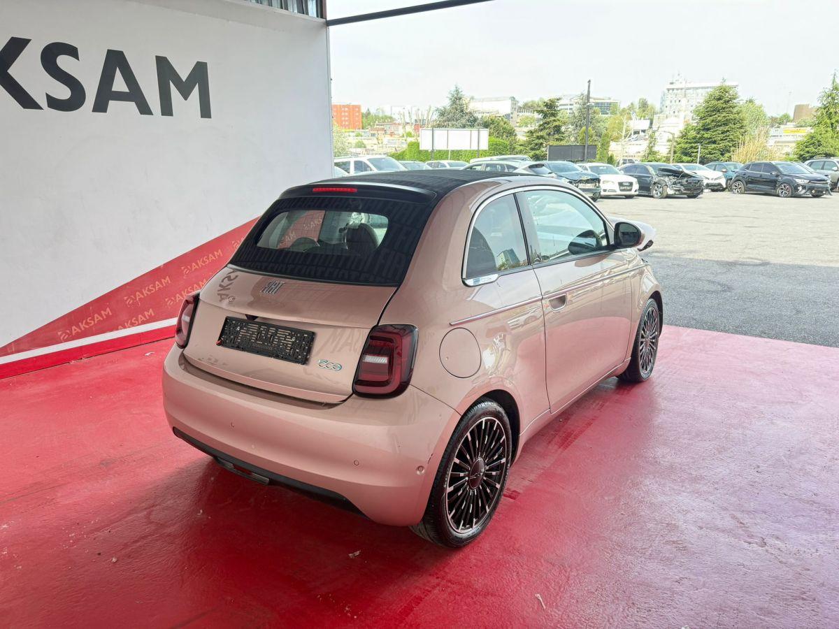 500E CABRIO LA PRIMA BY BOCELLI 42KWH