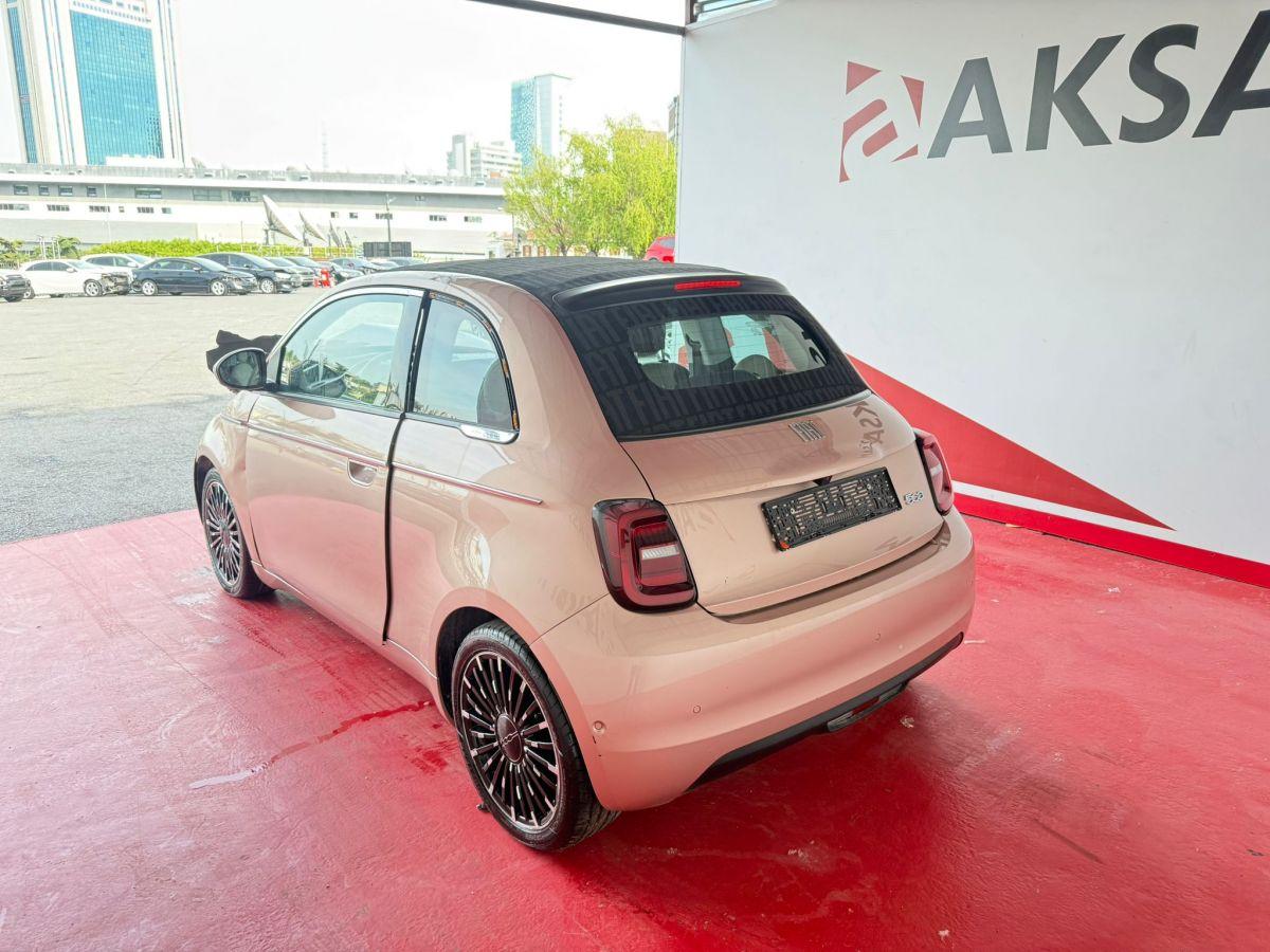 500E CABRIO LA PRIMA BY BOCELLI 42KWH