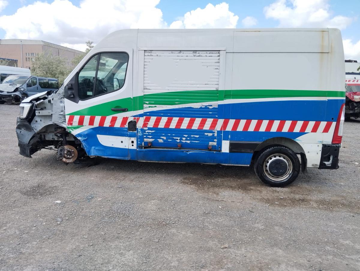 MASTER PANELVAN L2H2 11M3 150 D-FULL