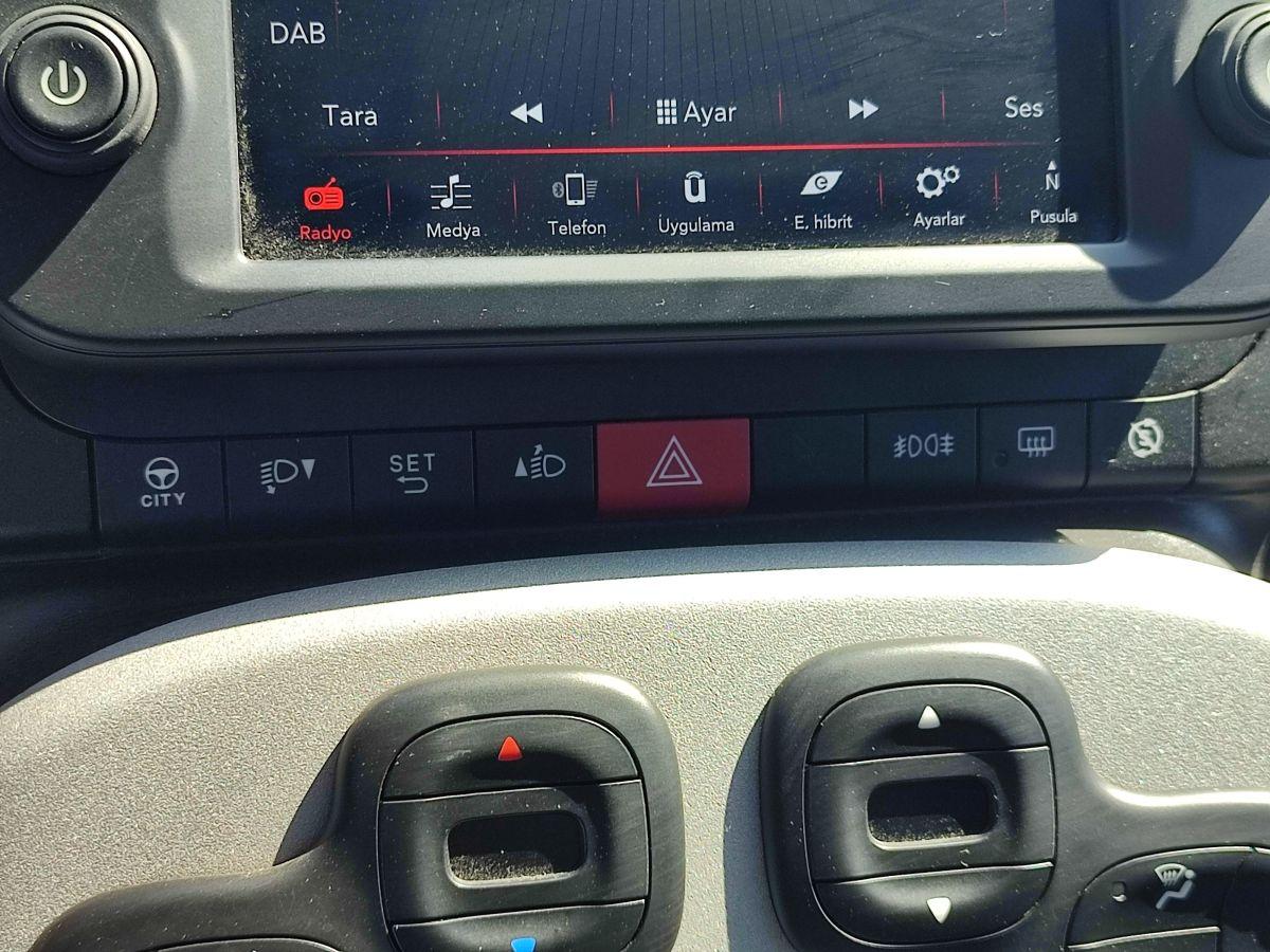 PANDA CROSS PLUS 4x4 0.9 85