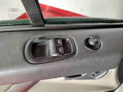 T. CUSTOM 300 S KOMBI