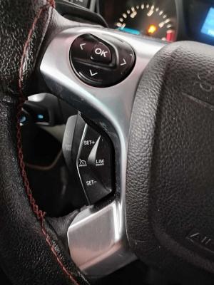 T. CUSTOM 300 S KOMBI