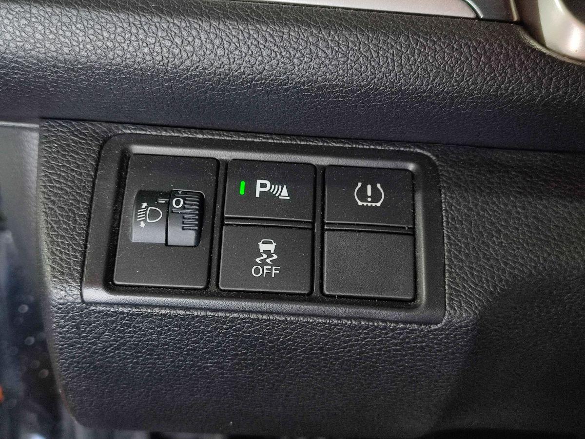 CIVIC SEDAN ELEGANCE 1.6 (125)