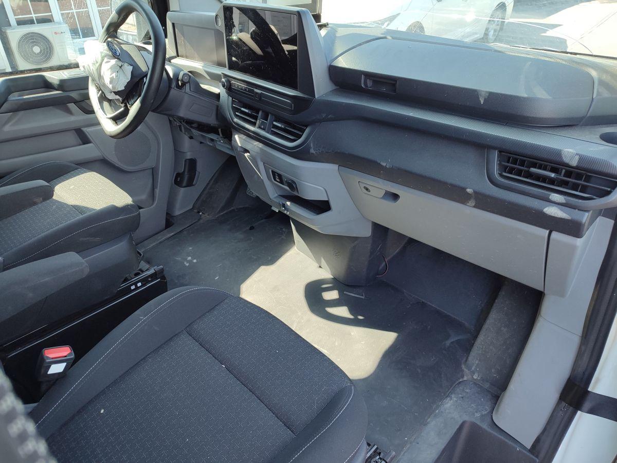 TRANSIT CUSTOM VAN 320L EB UPG 170 DELUXE AT