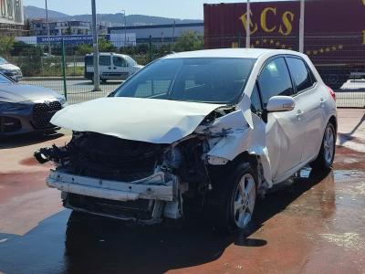 AURIS 1.4 D-4D COMFORT EXTRA M/M