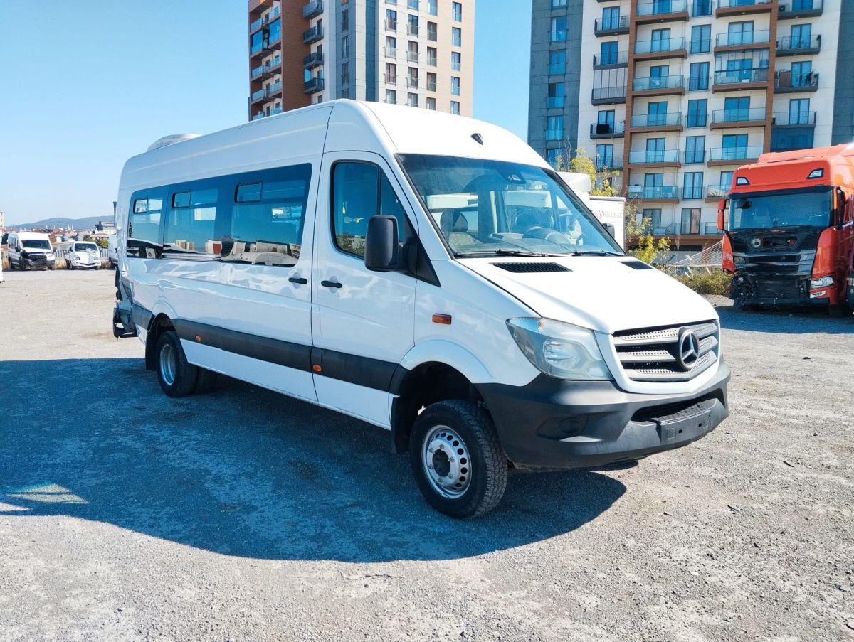 SPRINTER 416 BLUETEC MINIBUS 16+1 SS416AC E6