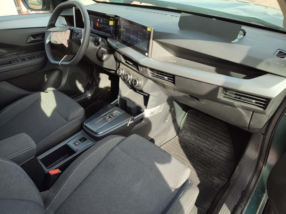 FRONTERA MHEV 136 E-DCT EDITION