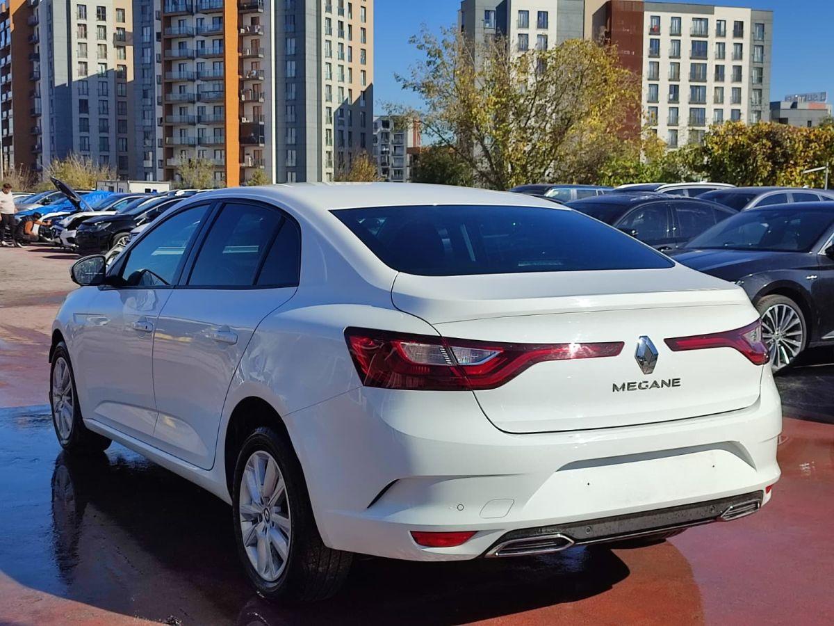 MEGANE SEDAN JOY COMFORT 1.3 TCE EDC 140 FAZ2