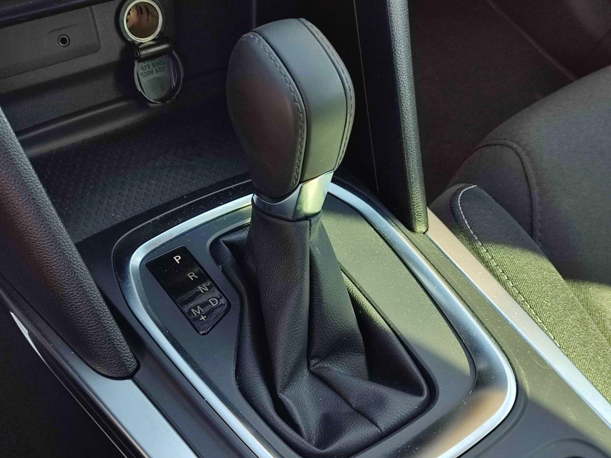 MEGANE SEDAN JOY COMFORT 1.3 TCE EDC 140 FAZ2