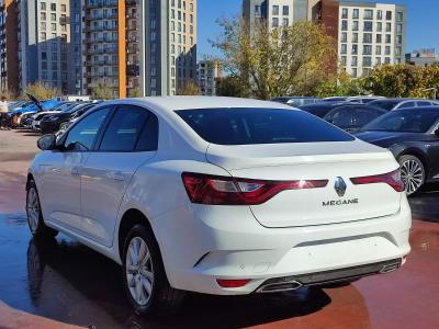 MEGANE SEDAN JOY COMFORT 1.3 TCE EDC 140 FAZ2