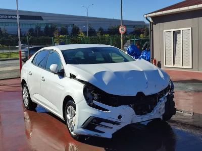 MEGANE SEDAN JOY COMFORT 1.3 TCE EDC 140 FAZ2