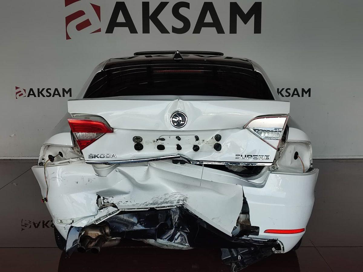 SUPERB ELEGANCE 1.6 TDI