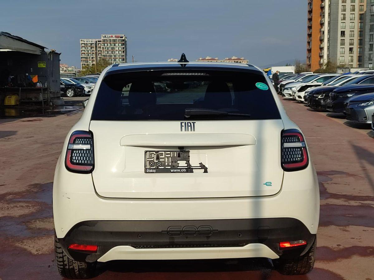 600E BEV LA PRIMA 115KW (156)