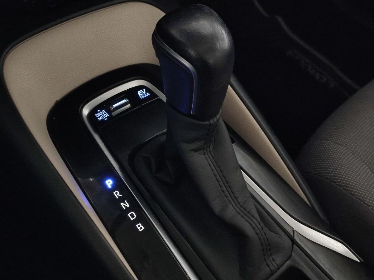 COROLLA 1.8 HYBRID DREAM E-CVT