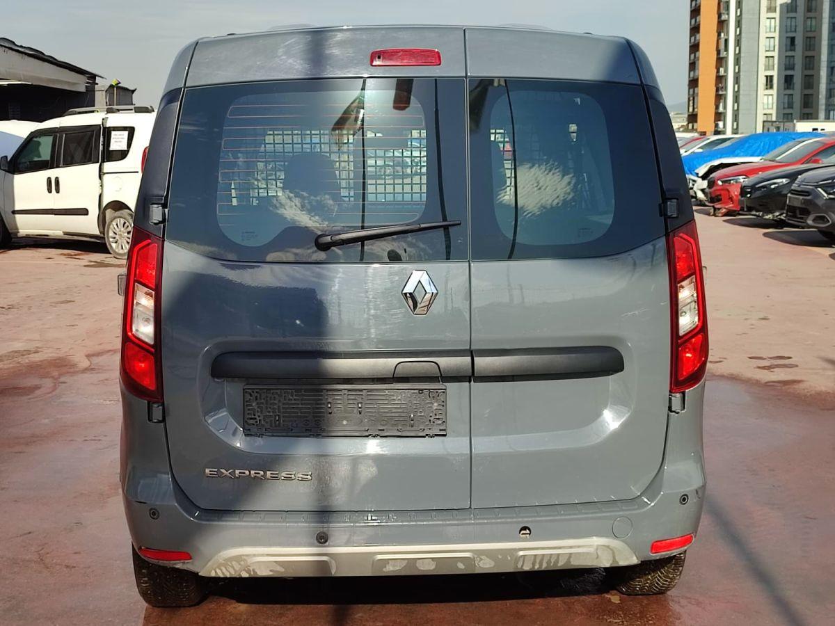 EXPRESS COMBI JOY 1.5 BLUEDCI 95 D-FULL