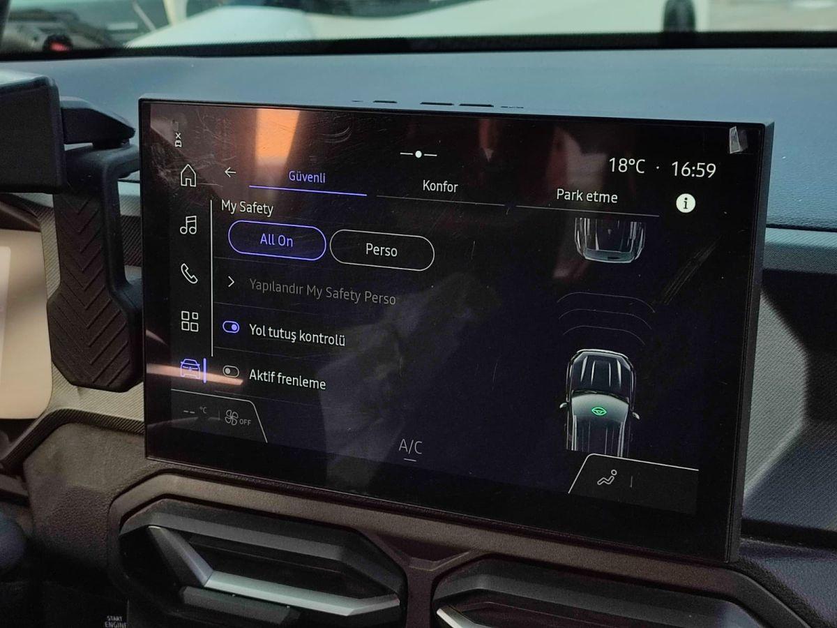 DUSTER TECHNO E-TECH FULL HYBRID 145