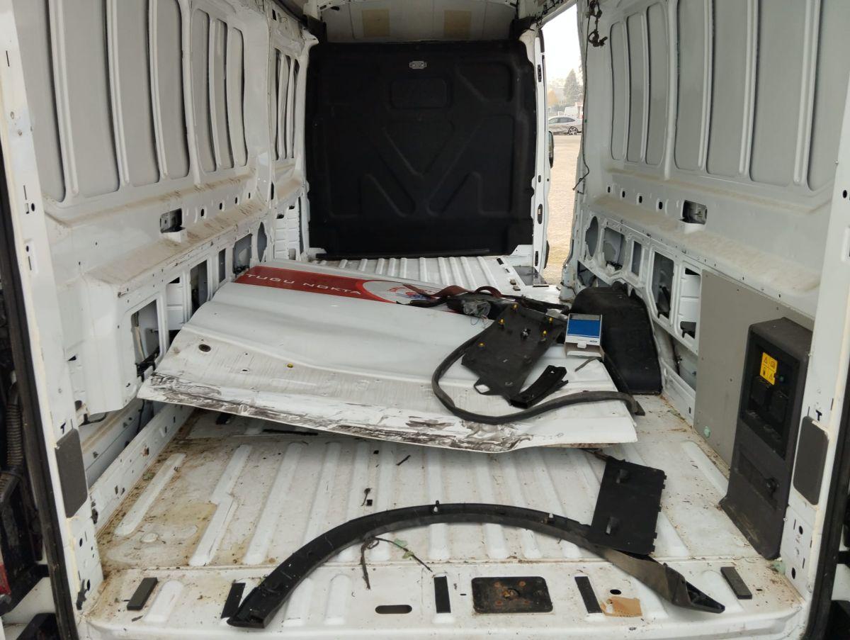 TRANSIT350E VAN BEV 198KW  DELUXE AT ELEKTRIK