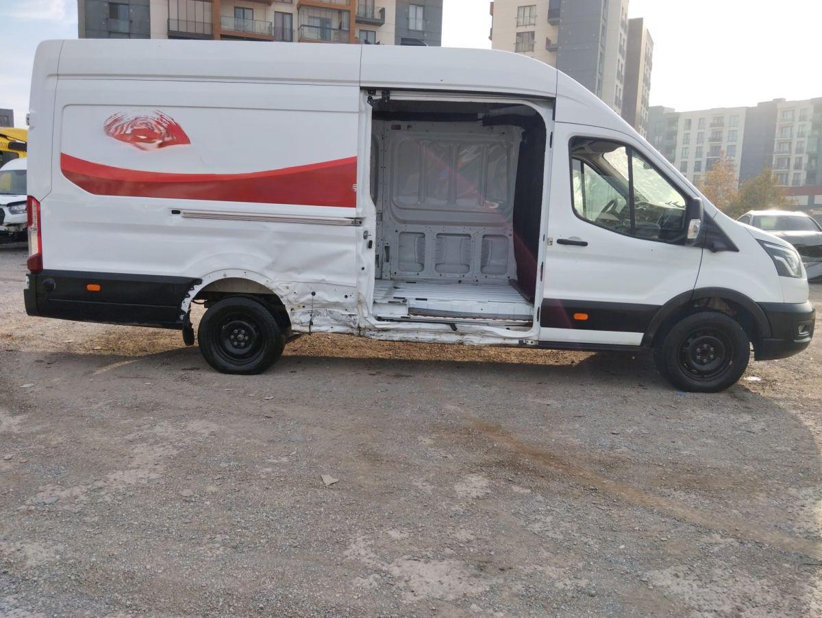 TRANSIT350E VAN BEV 198KW  DELUXE AT ELEKTRIK