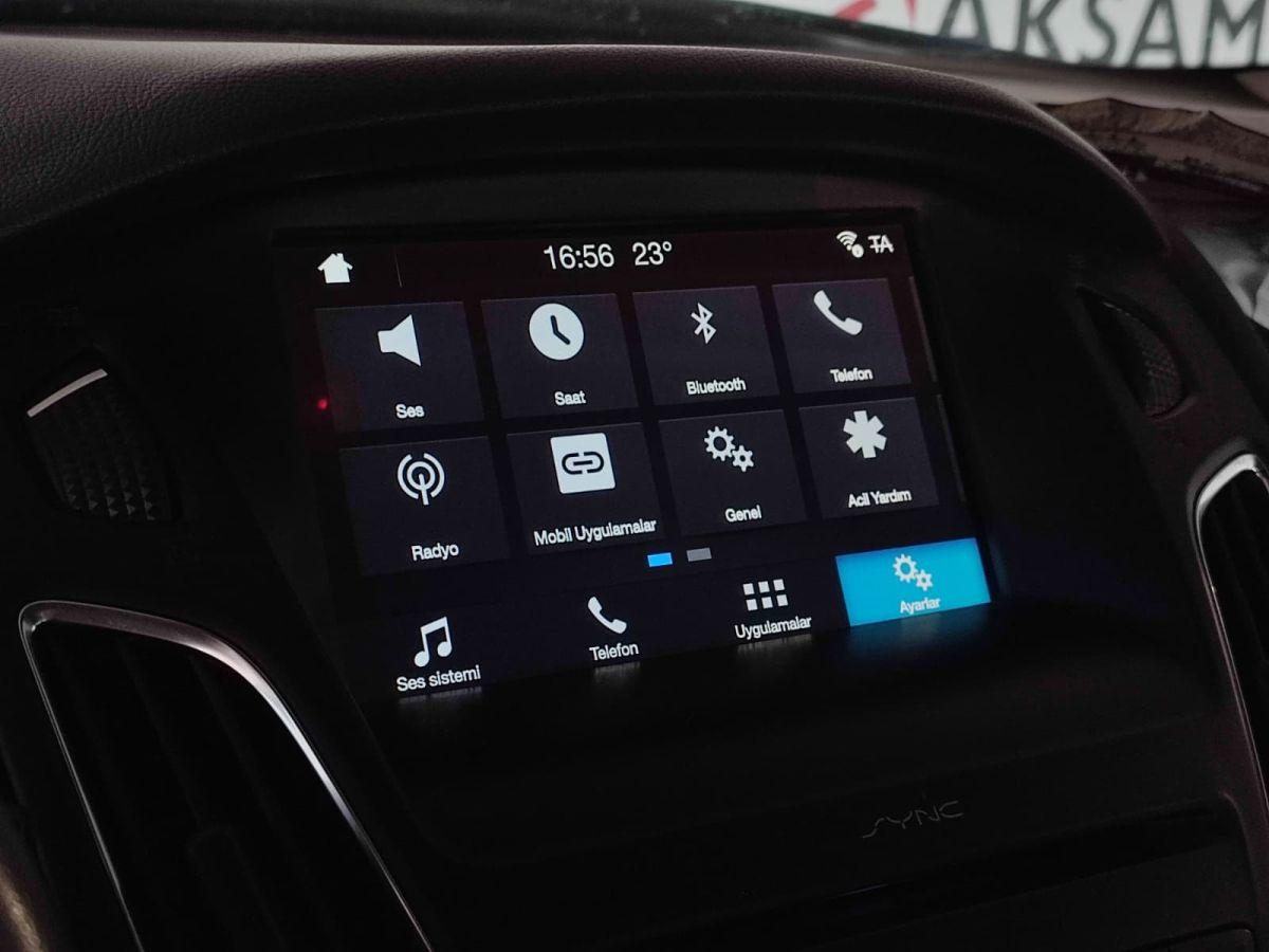 FOCUS III MCA  TITANIUM 1.6 125 4K