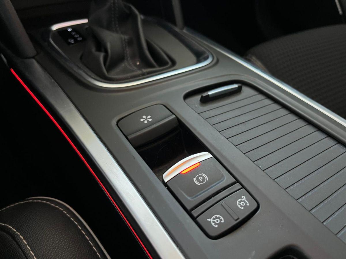 MEGANE SEDAN ICON 1.5 DCI EDC 110