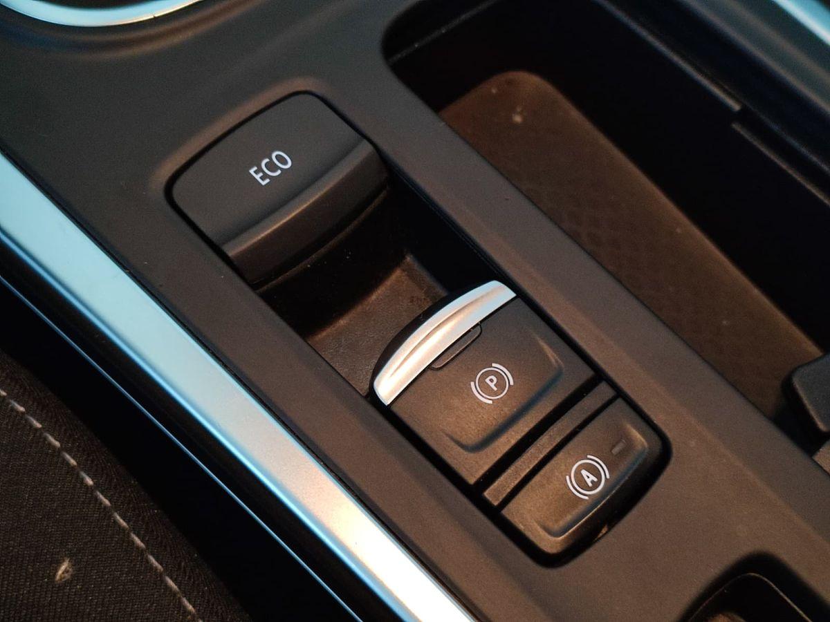 MEGANE SEDAN TOUCH 1.3 TCE EDC 140 FAZ2