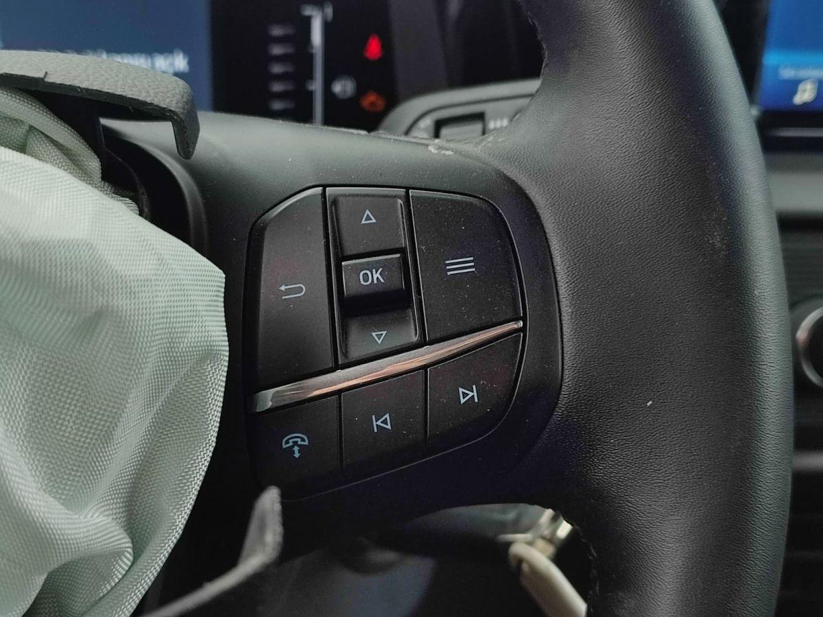 TOURNEO COURIER 1.5 D 100 DELUXE