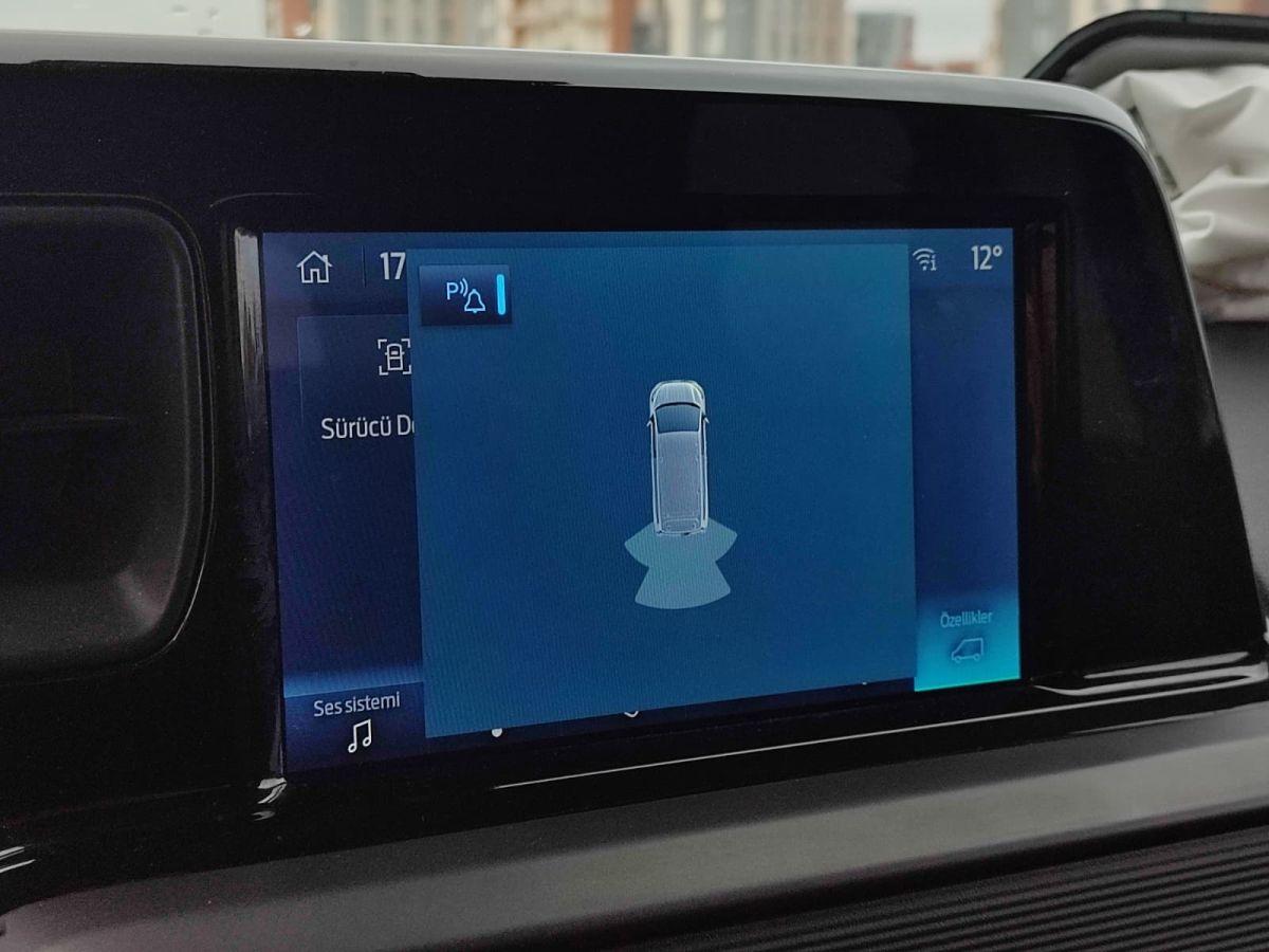 TOURNEO COURIER 1.5 D 100 DELUXE