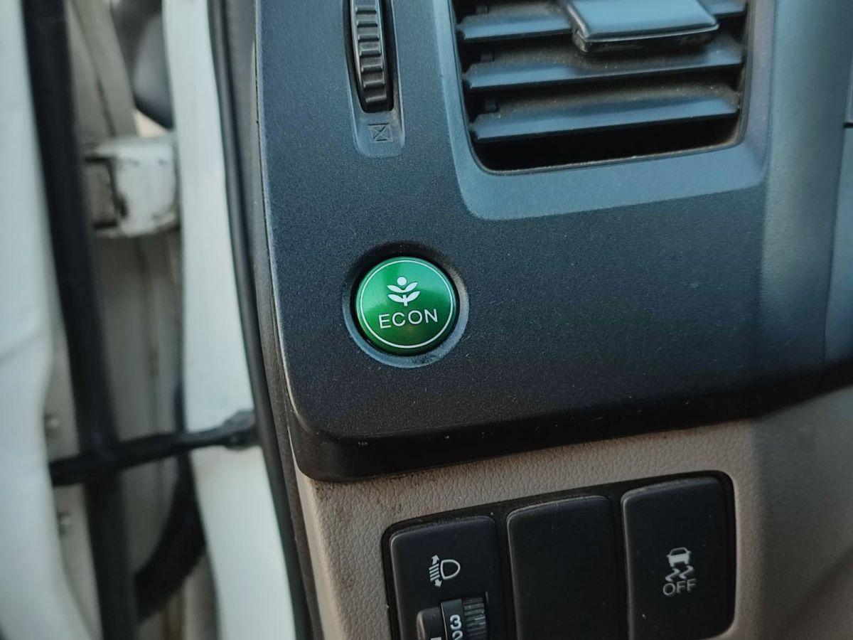 CIVIC SEDAN 1.6 (125) DREAM (Y)