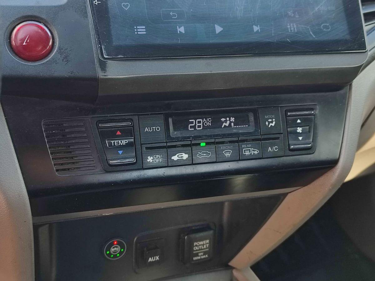 CIVIC SEDAN 1.6 (125) DREAM (Y)