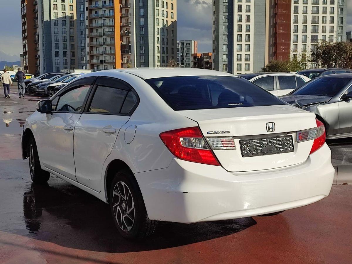 CIVIC SEDAN 1.6 (125) DREAM (Y)