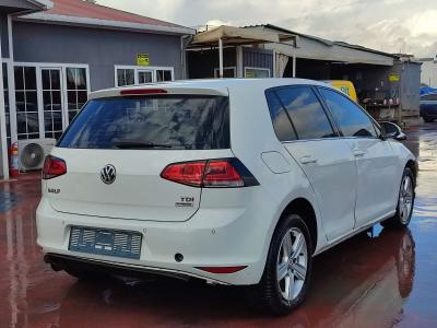 GOLF VII 1.6 TDI BMT 105 COMFORTLINE TIP. DSG