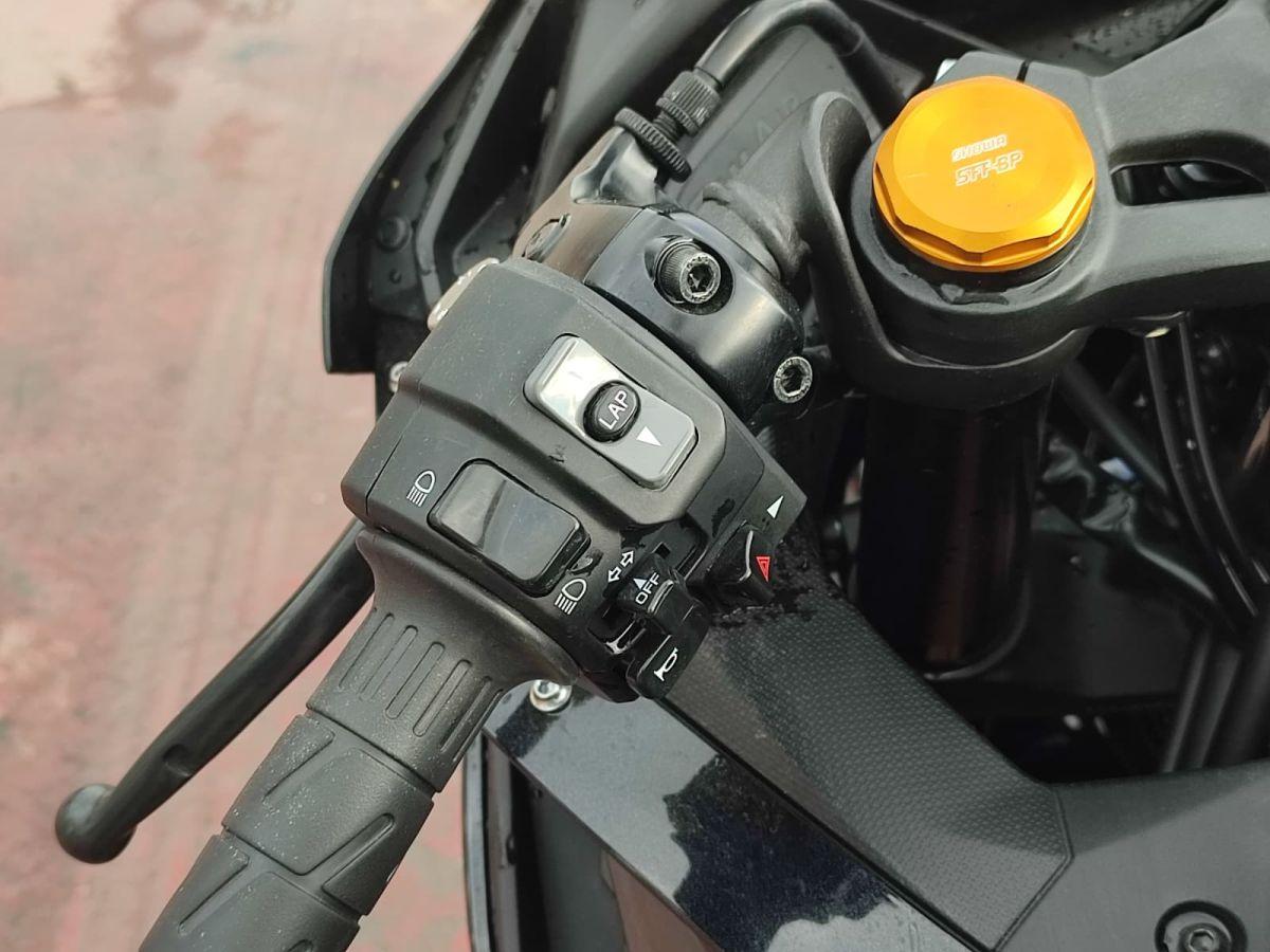 KAWASAKI NİNJA ZX-4R