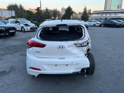 i20 1.4 CRDI (90) STYLE